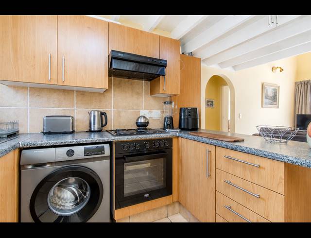 2 BEDROOM APARTMENT FOR SALE IN DOUGLASDALE